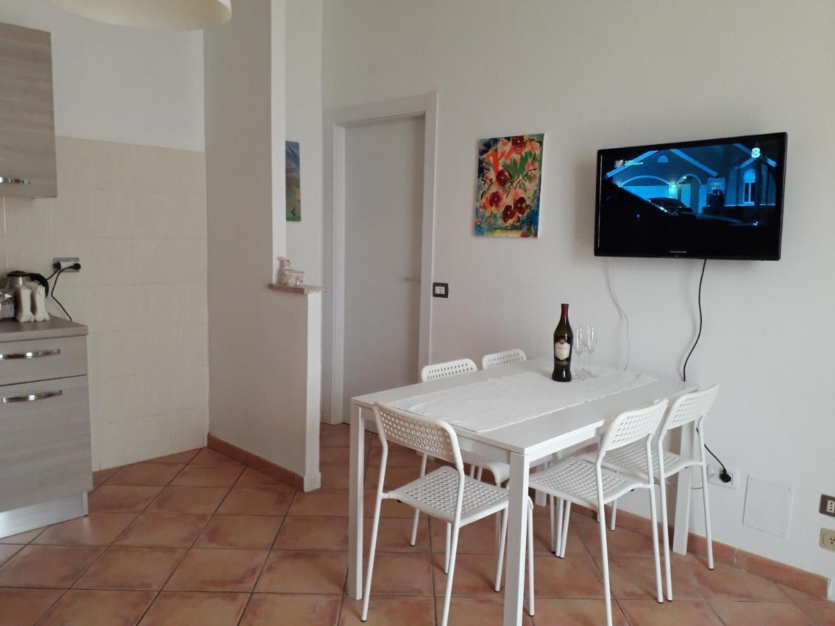 Bouganville A Apartament B&B Civitanova Marche Exteriör bild